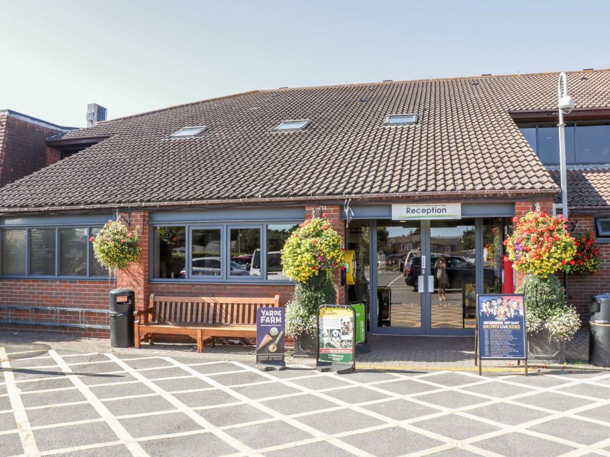 16 Amber Wood Lodge Lymington Buitenkant foto