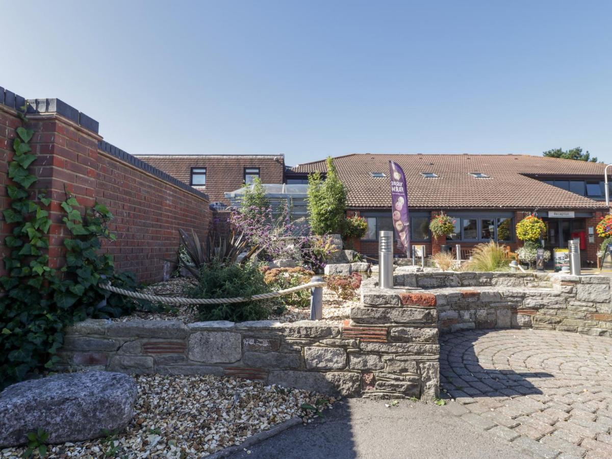 16 Amber Wood Lodge Lymington Buitenkant foto